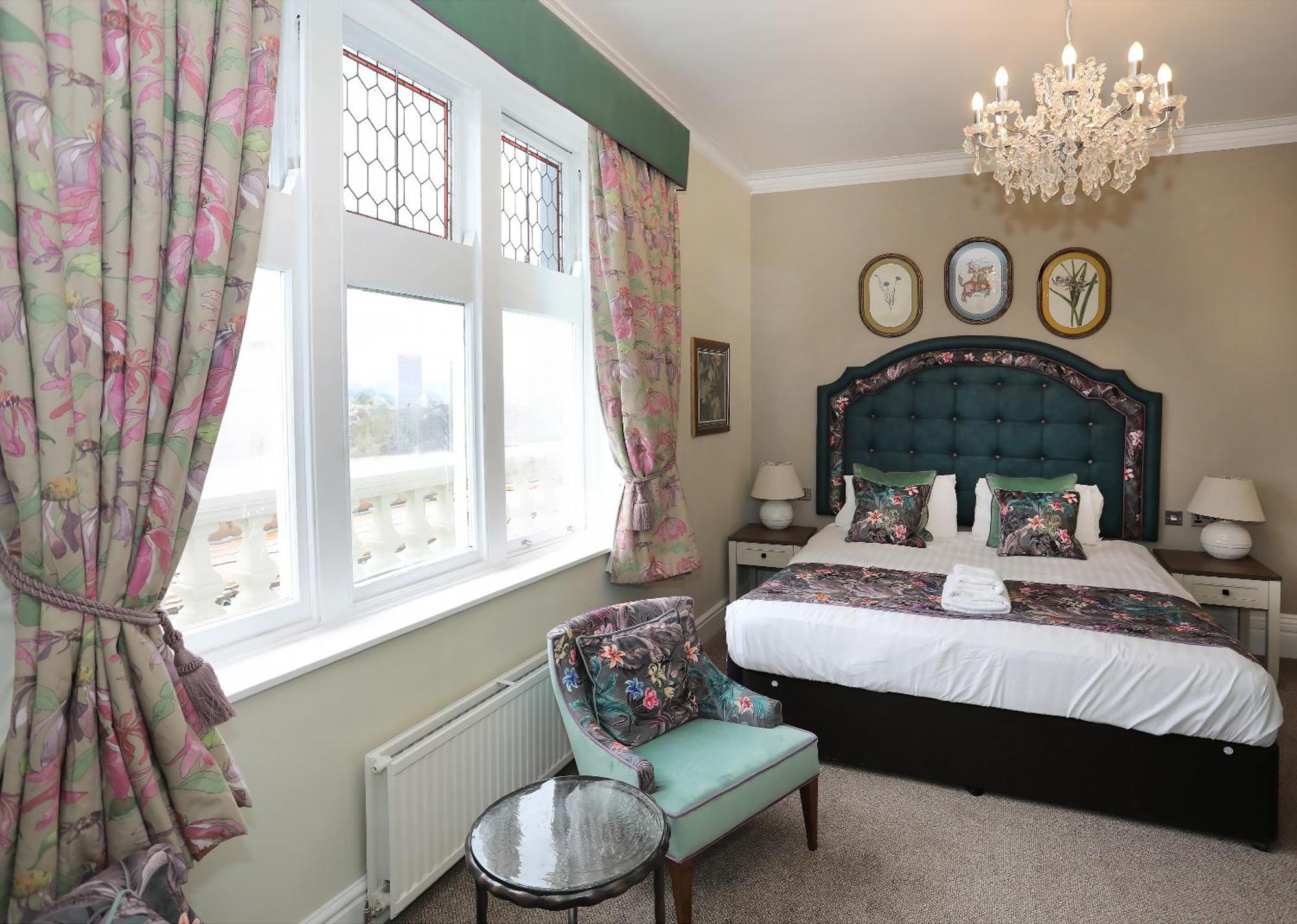 The Castle Of Brecon Hotel, Brecon, Powys Εξωτερικό φωτογραφία