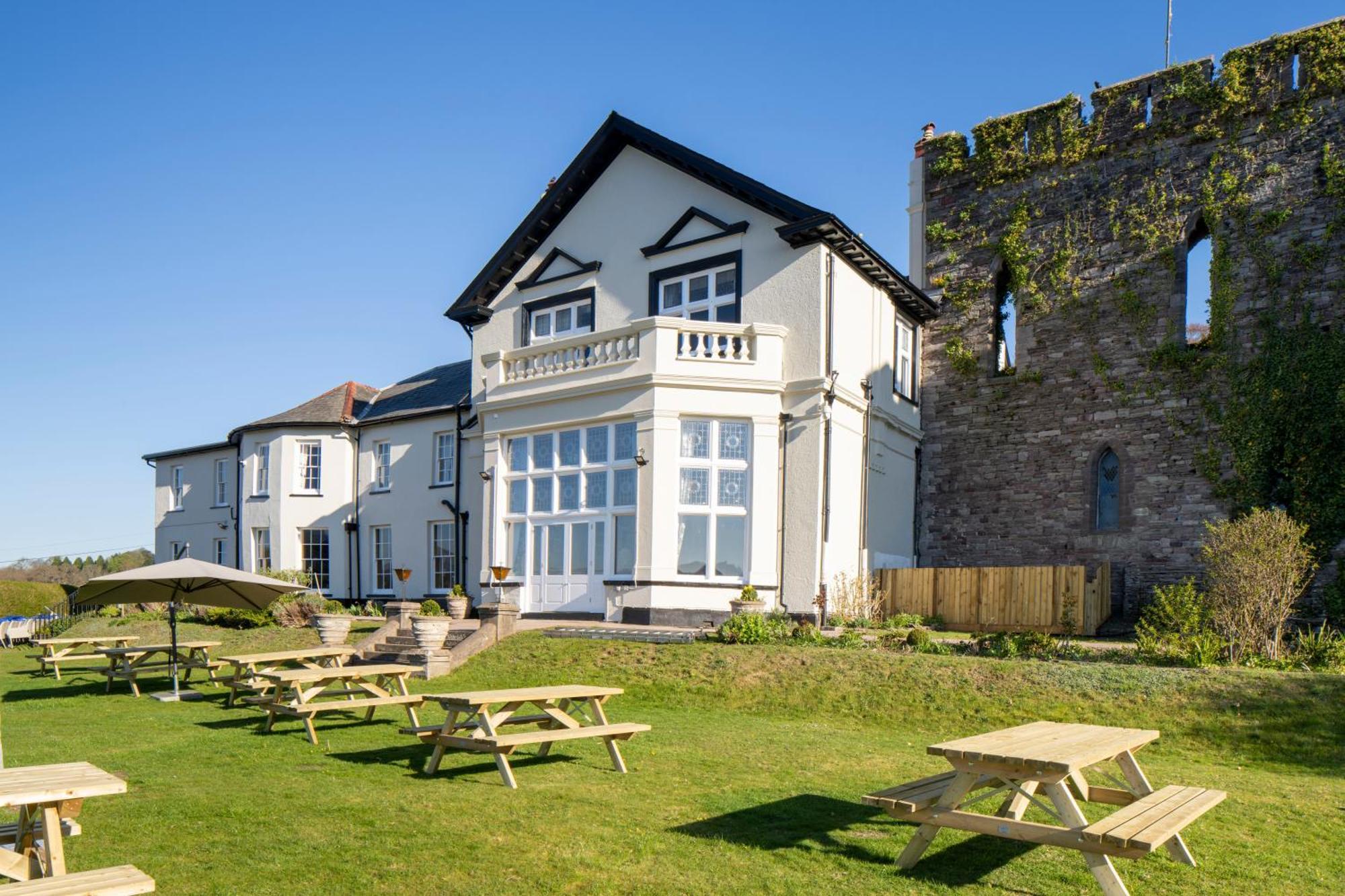 The Castle Of Brecon Hotel, Brecon, Powys Εξωτερικό φωτογραφία