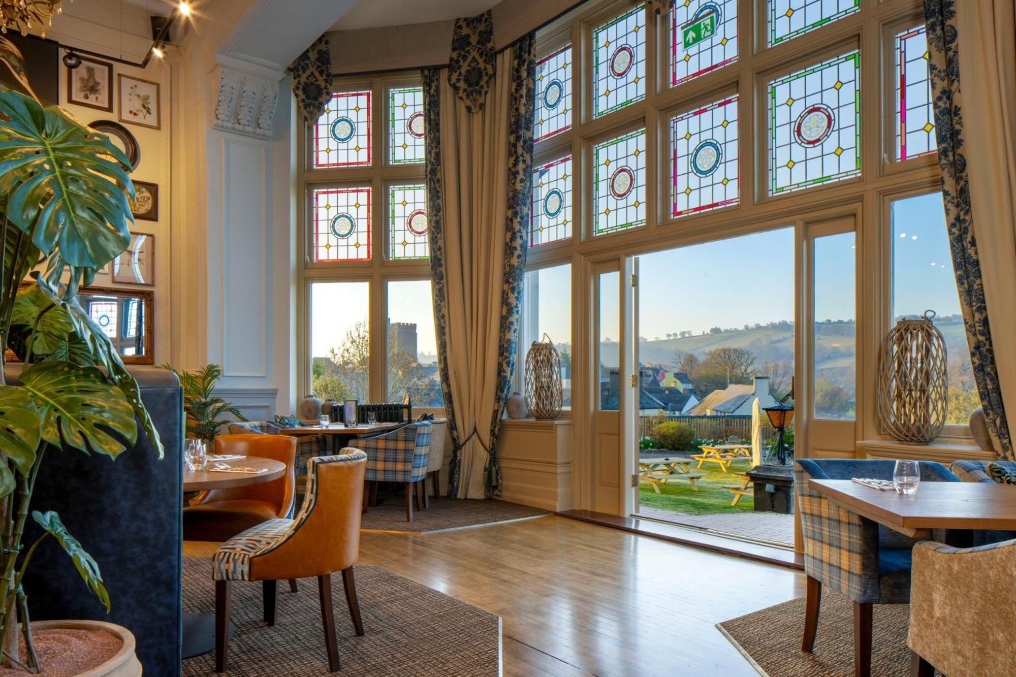 The Castle Of Brecon Hotel, Brecon, Powys Εξωτερικό φωτογραφία