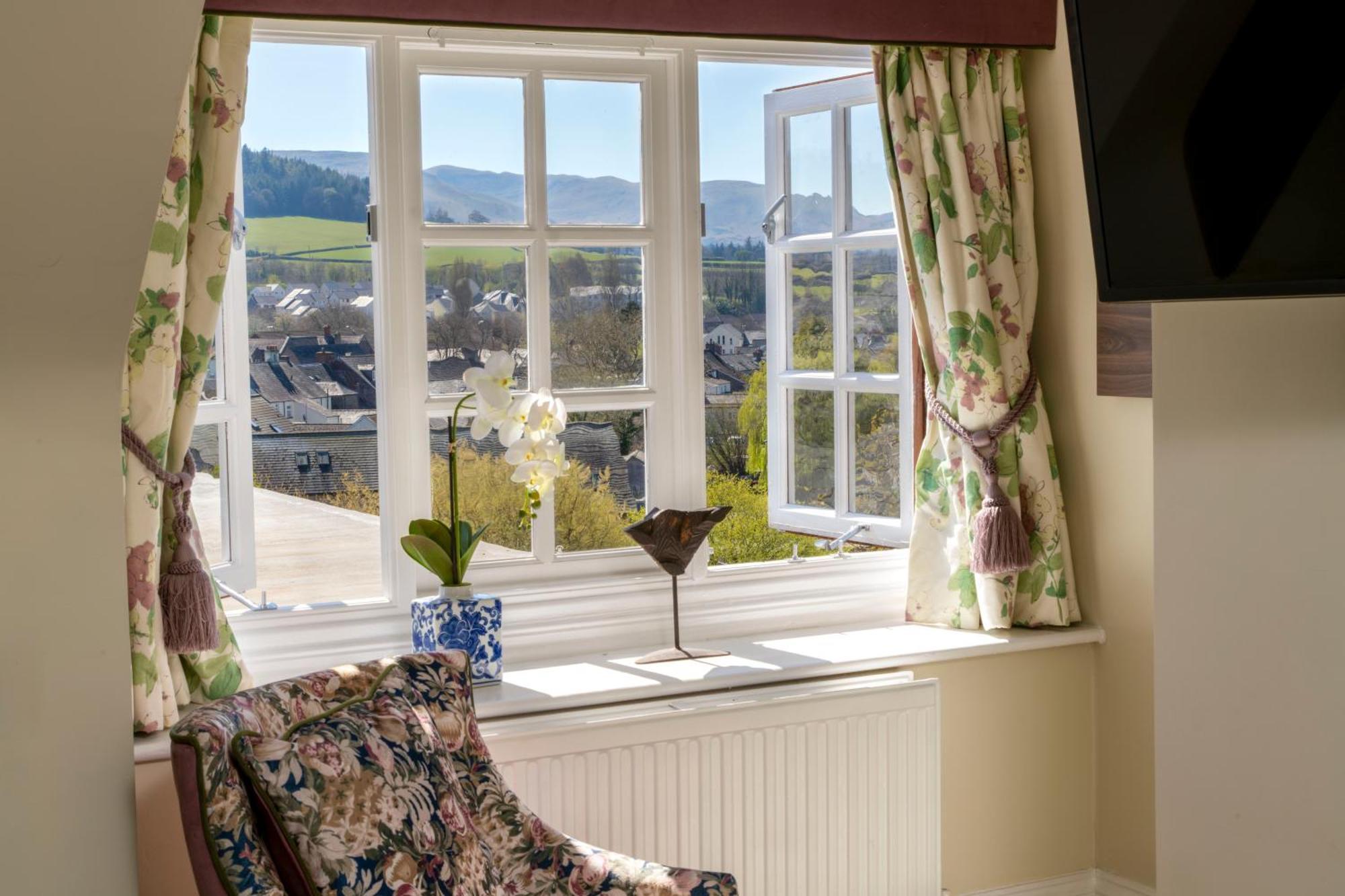 The Castle Of Brecon Hotel, Brecon, Powys Εξωτερικό φωτογραφία