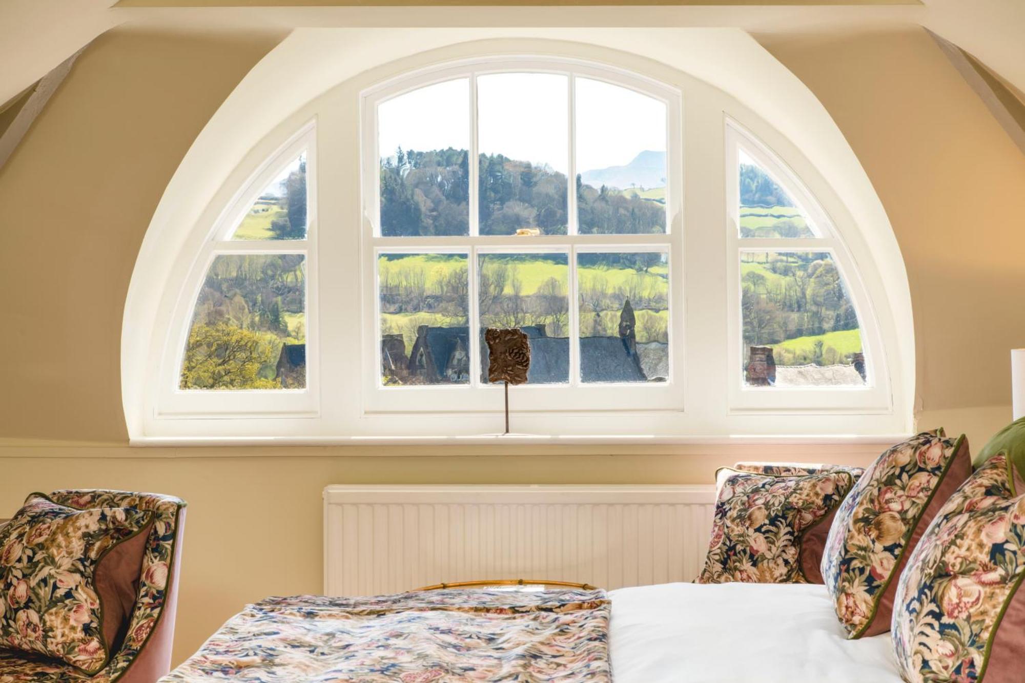 The Castle Of Brecon Hotel, Brecon, Powys Εξωτερικό φωτογραφία